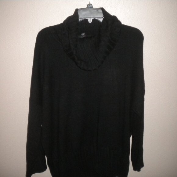 Cyrus Womens XL Black Soft 3/4 Sleeve Cowl Neck Sweater NWT - Picture 2 of 5